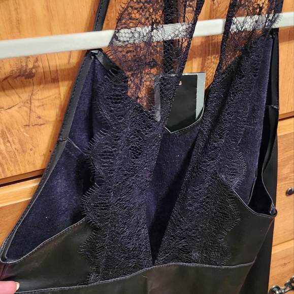 Leather Cami with Lace Details - Picture 6 of 8